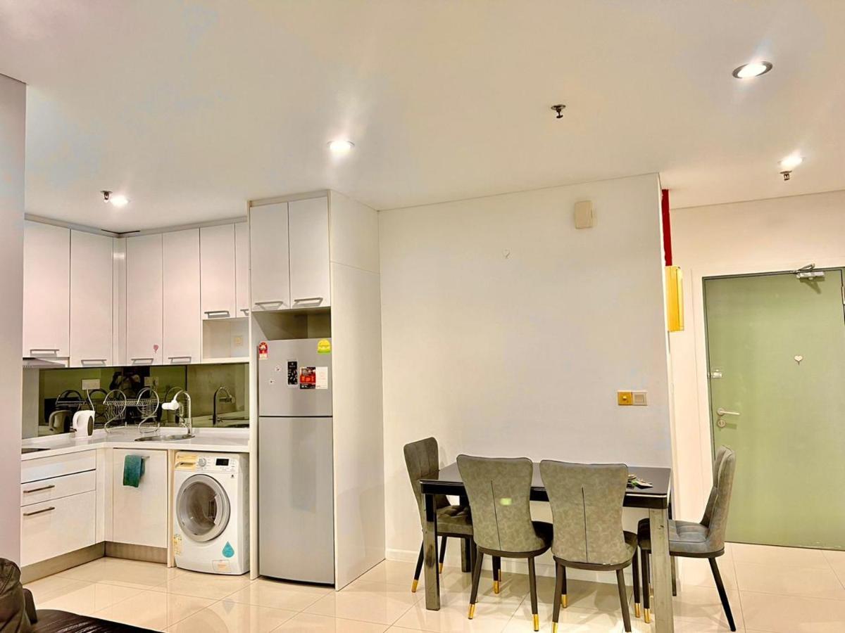 Summer Suites Near Klcc Kuala Lumpur Exterior photo