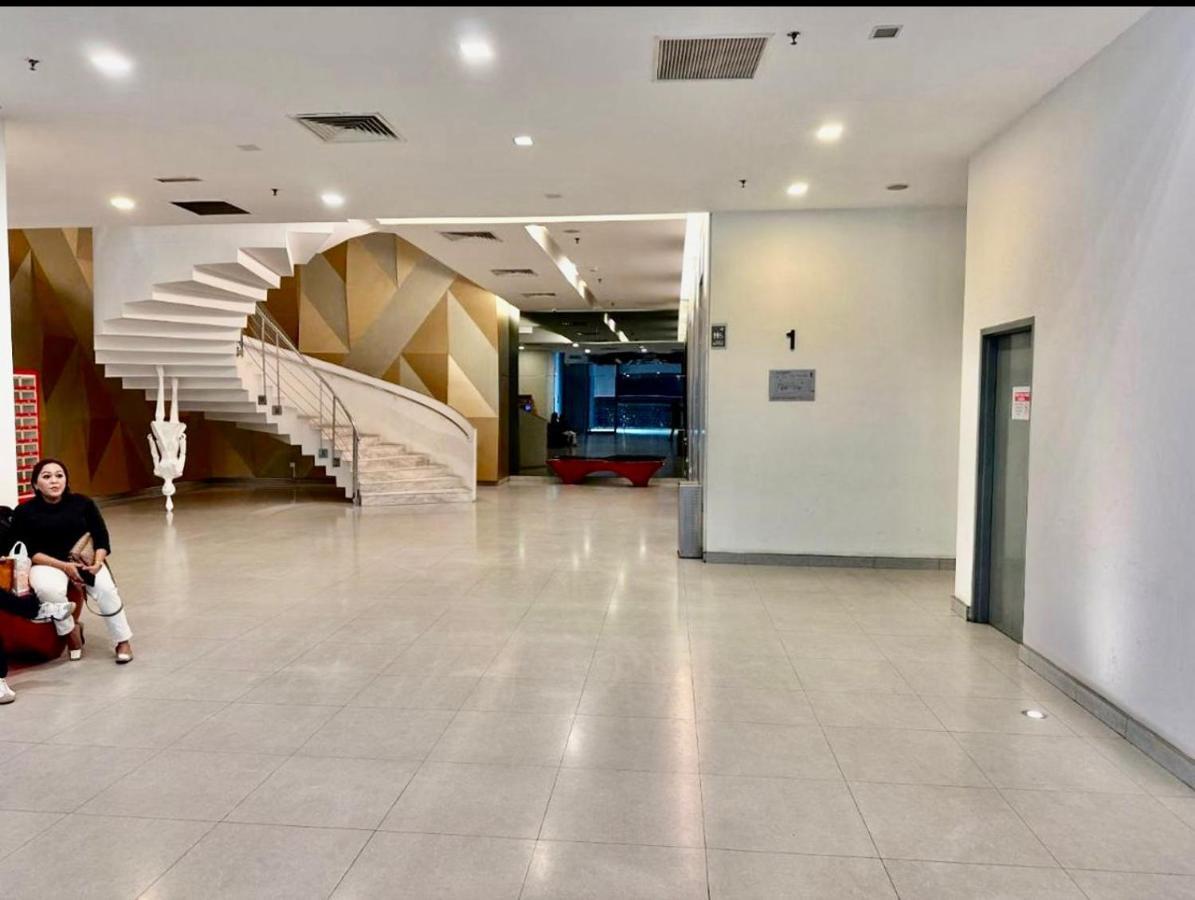 Summer Suites Near Klcc Kuala Lumpur Exterior photo