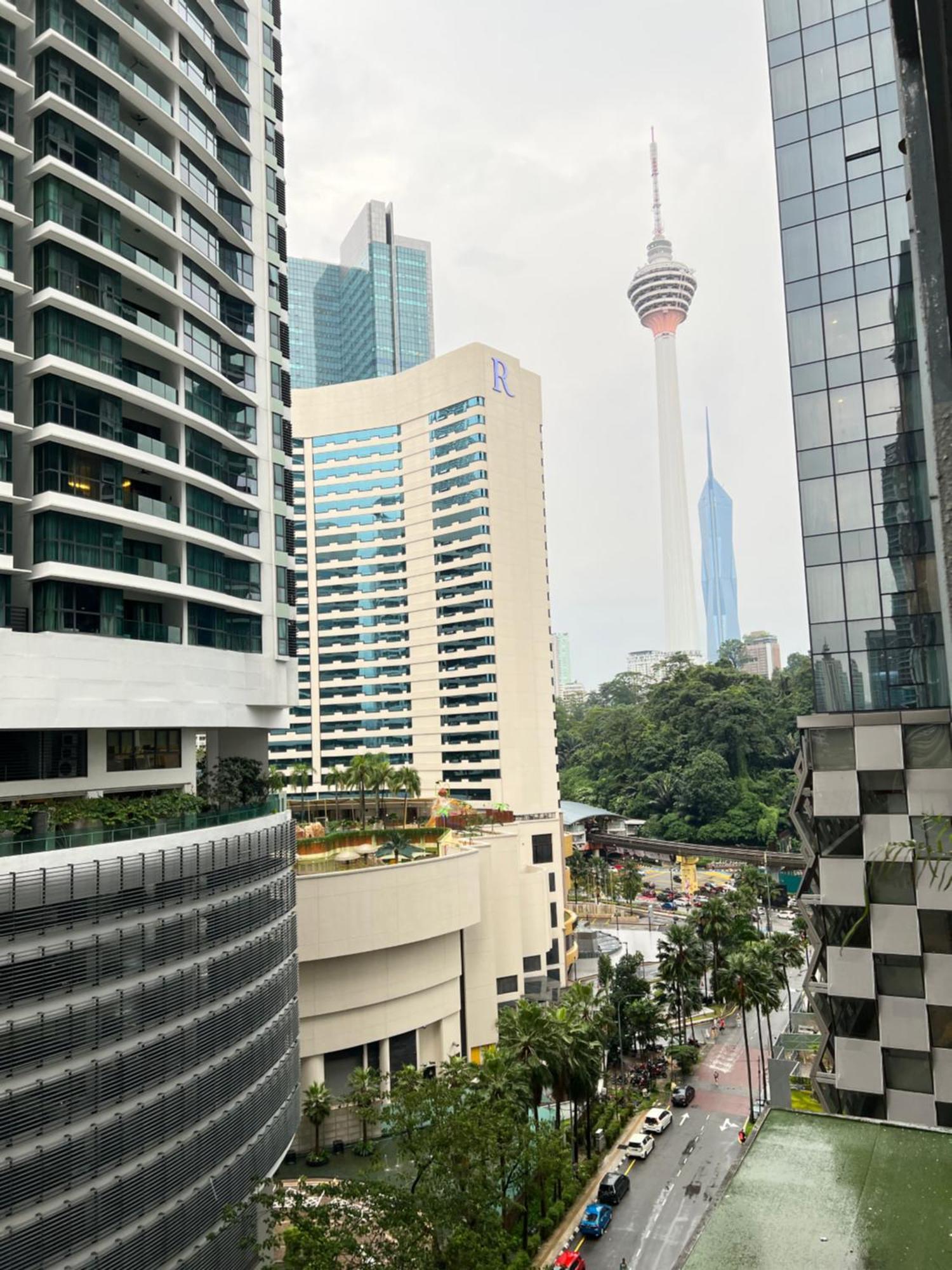 Summer Suites Near Klcc Kuala Lumpur Exterior photo